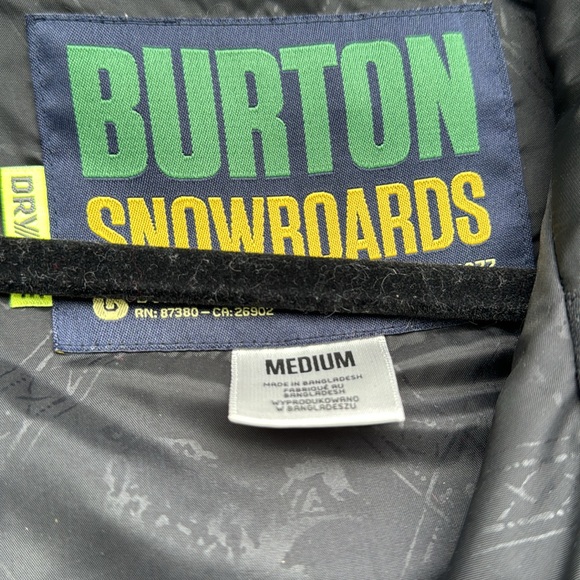 Burton snowboard jacket. Royal blue. great condition. worn a few seasons - Picture 3 of 5